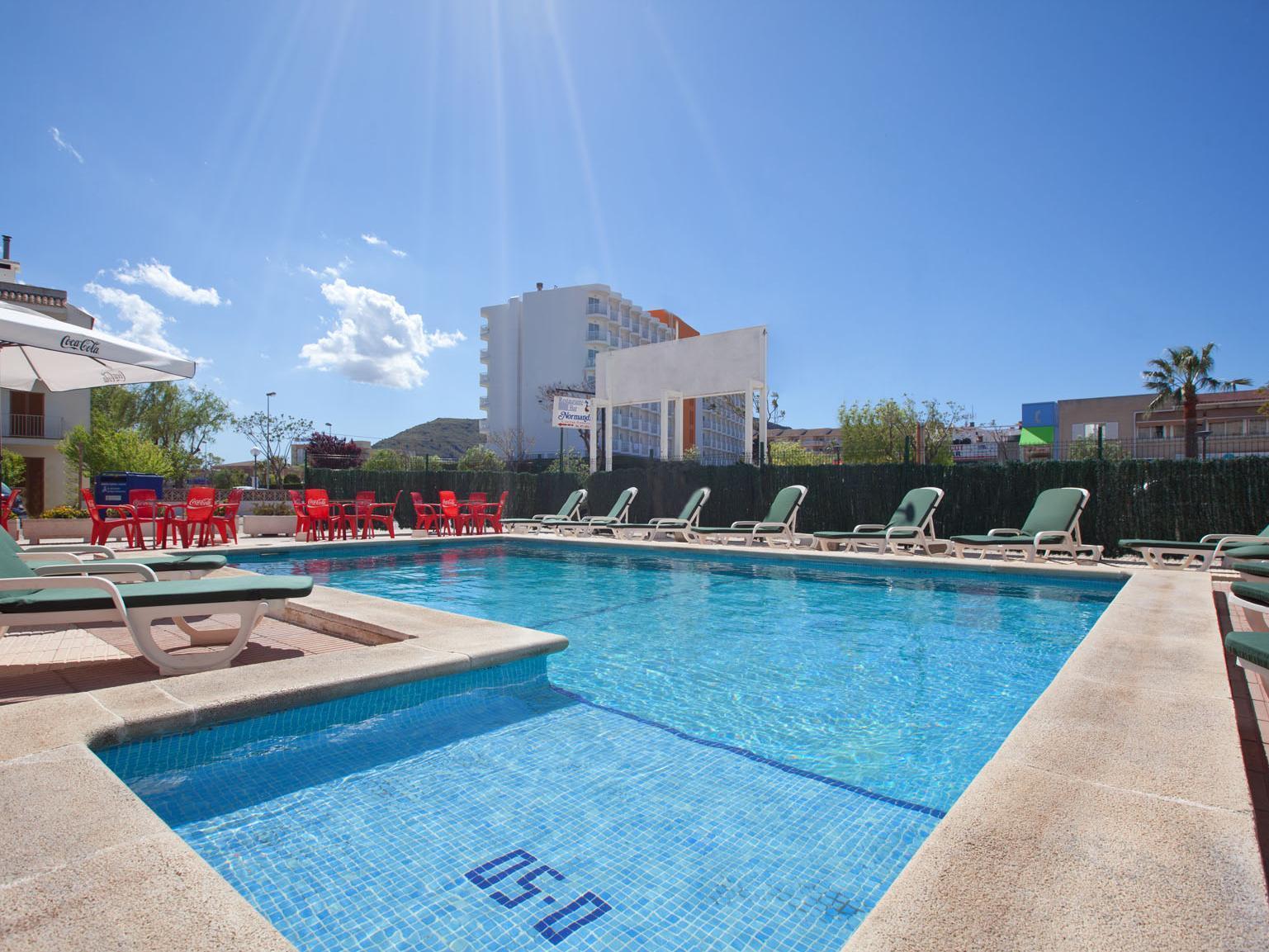 Apartamentos Ferrer Tamarindos Port de Alcudia  Bagian luar foto