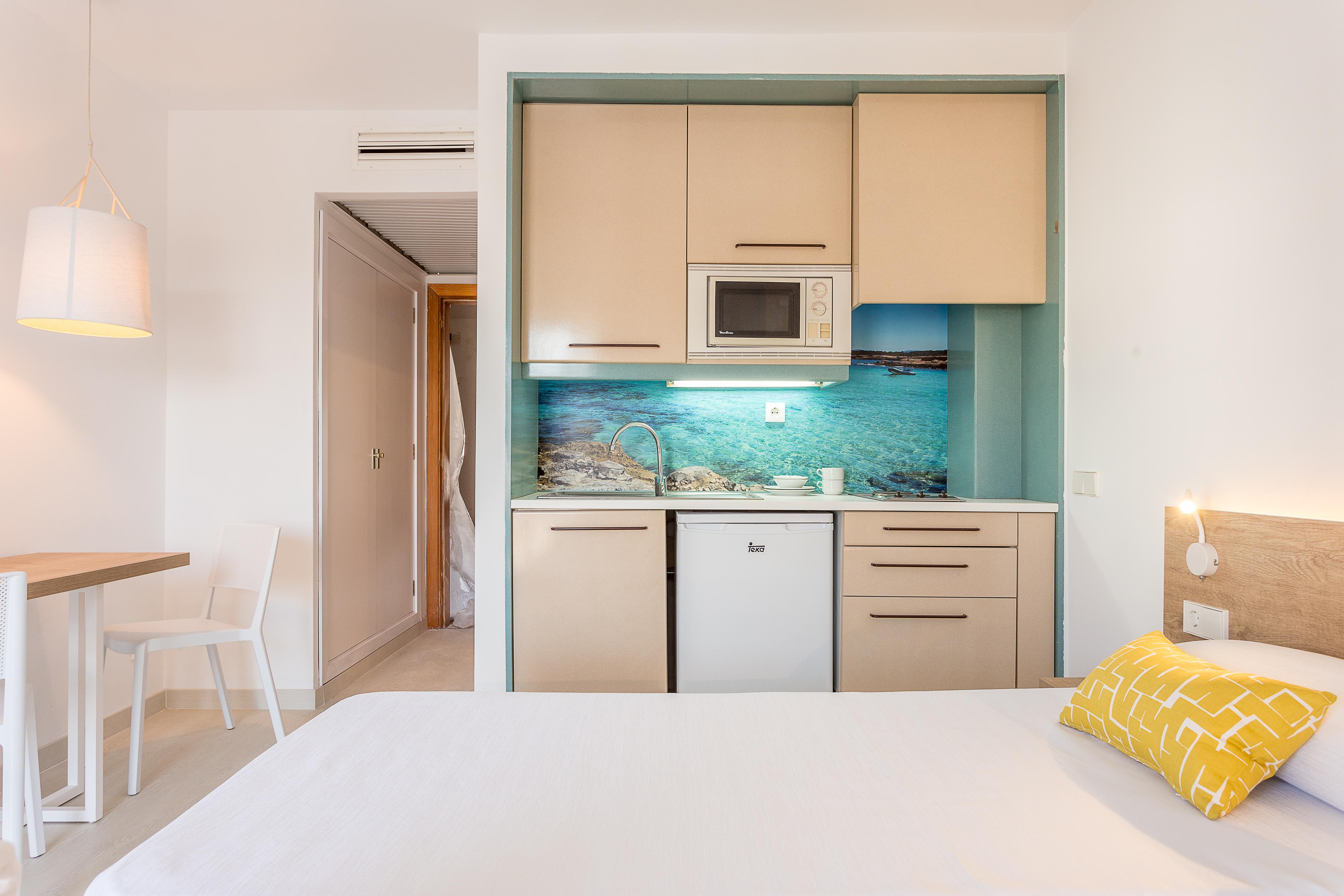 Apartamentos Ferrer Tamarindos Port de Alcudia  Bagian luar foto