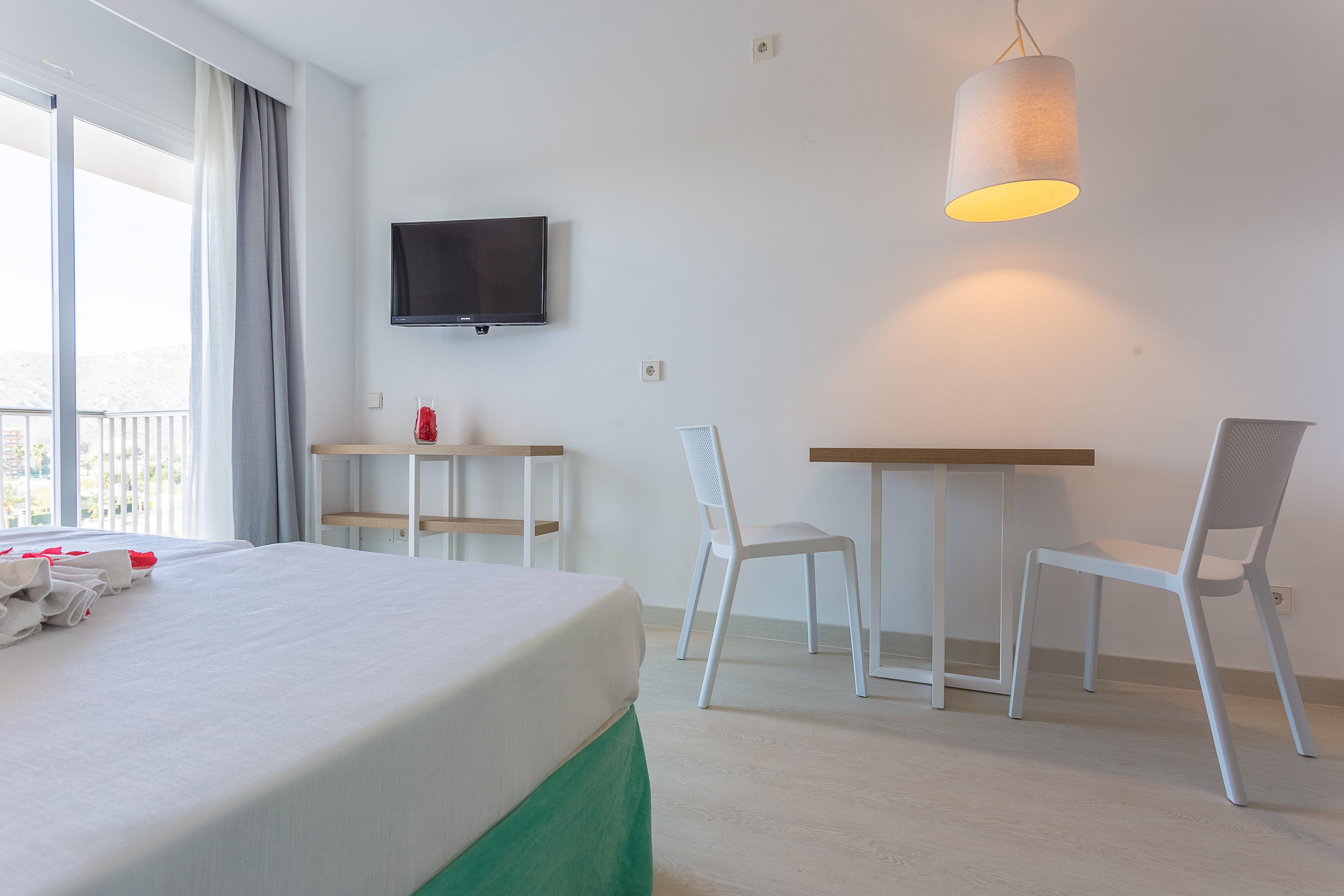 Apartamentos Ferrer Tamarindos Port de Alcudia  Bagian luar foto