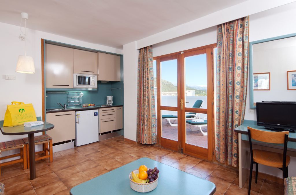 Apartamentos Ferrer Tamarindos Port de Alcudia  Bagian luar foto
