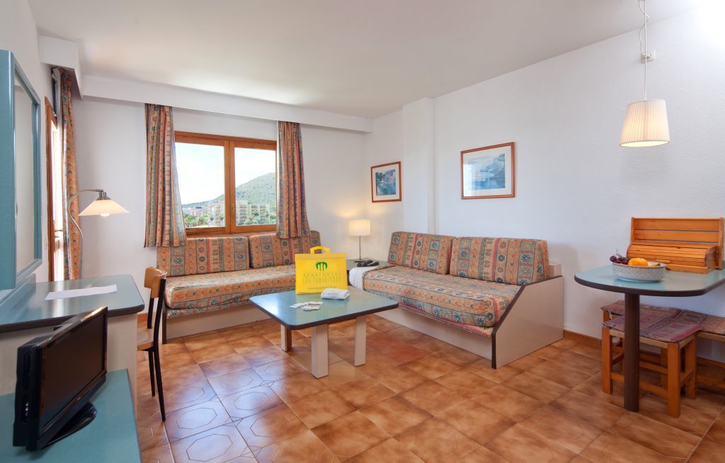 Apartamentos Ferrer Tamarindos Port de Alcudia  Bagian luar foto